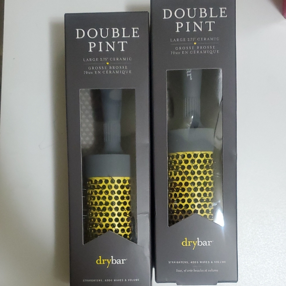 Drybar Double Pint Ceramic Brush